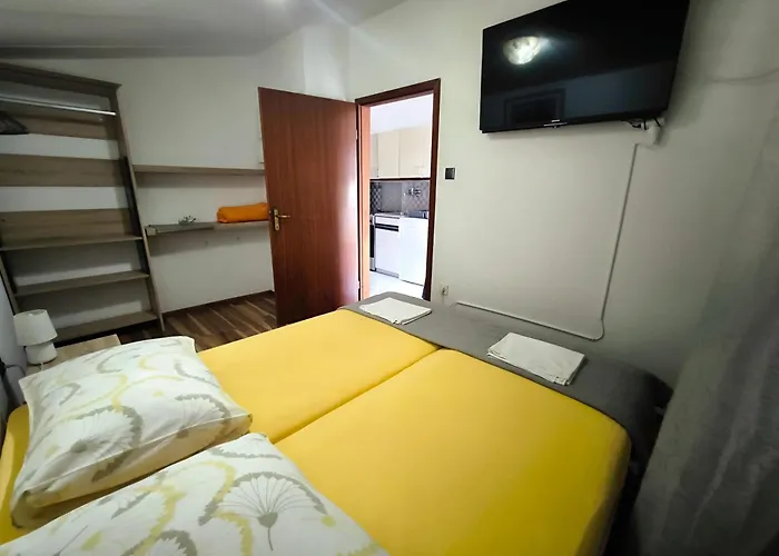 Andrea Apartament *